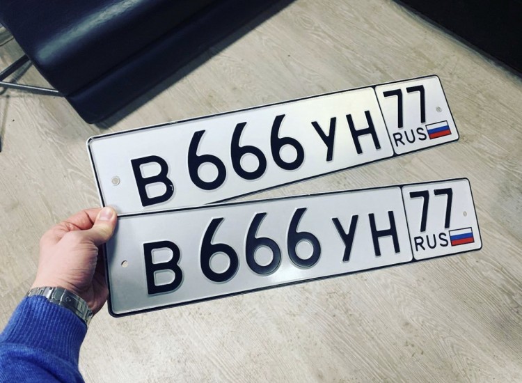 Сколько стоят номера 666 на машину. Гос номер 666. Автомобильные номера 666. Машина с номером 666. Номера 666 66.
